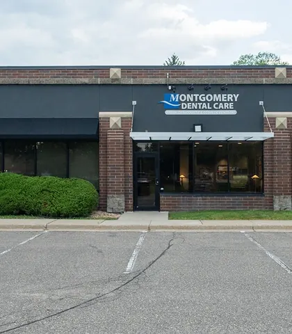 The Montgomery Dental Care storefront at 8380 City Centre Drive, Woodbury.